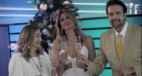 Elenco da RedeTV! se reúne para gravação de vinheta de fim de ano