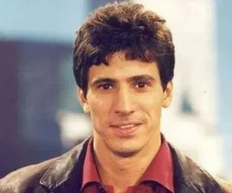 Após participação em série, Leonardo Brício tem esperança de voltar às novelas