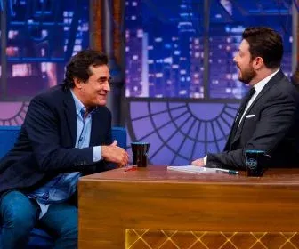 Danilo Gentili conversa com Luciano Szafir no The Noite desta terça