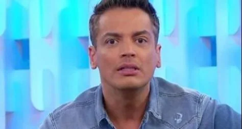 Léo Dias pede demissão da Rede TV!; confira o pedido do desligamento
