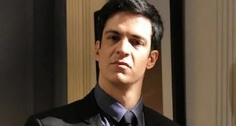 Globo estuda a possibilidade de continuar com reprises até 2021