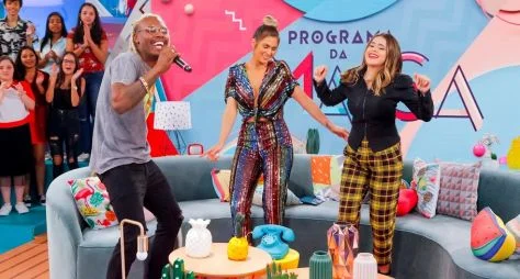 Maisa tem aula de dança com Lívia Andrade e Mc Kekel neste sábado