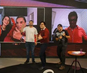 Dedé Santana dá entrevista exclusiva ao apresentador Evê Sobral
