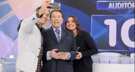 "'Programa Silvio Santos" recebe Leo Dias e Fabíola Reipert no Jogo das 3 Pistas