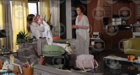 Fina Estampa: Uma entrevista com Monique Alfradique