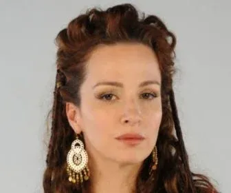 Francisca Queiroz será mãe de Pablo Morais em "Gênesis"