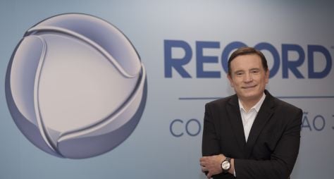 Record TV oficializa a contratação do jornalista Roberto Cabrini