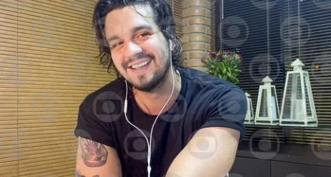 Luan Santana fala sobre a sua carreira e revela novidades no ‘Altas Horas’