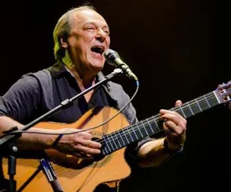 “Música na Band” apresenta show ao vivo de Toquinho nesta sexta-feira