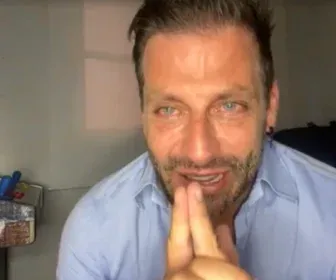Após agressão, Henri Castelli teme ficar com sequelas e fora de novelas
