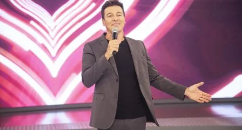 Hora do Faro: Ex-peões Mariano e Jake Oliveira participam do programa