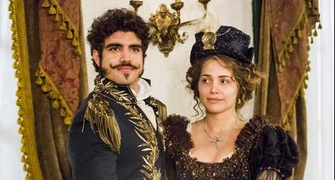 Leticia Colin e Caio Castro cenas gravada para "Nos Tempos do Imperador"