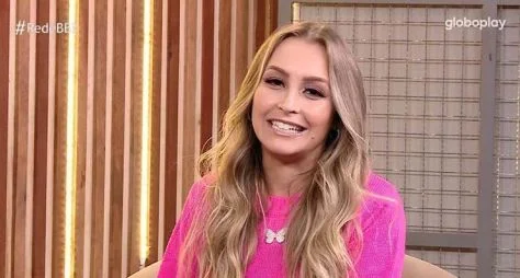 Carla Diaz participa hoje ao vivo do "BBB - A Eliminação" no Multishow