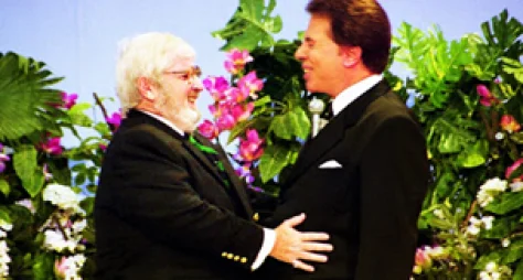 "Programa Silvio Santos" traz momentos com Jô Soares e Fábio Júnior 