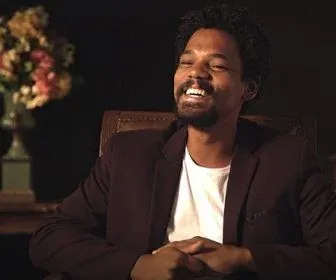 "'Me inspirei nos próprios brasileiros", diz Micael Gomes sobre novela das seis