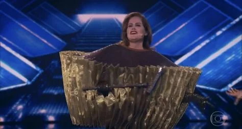 Multishow recebe Renata Ceribelli, desmascarada do "The Masked Singer Brasil"