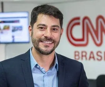 Evaristo Costa está indignado com sua demissão da CNN Brasil