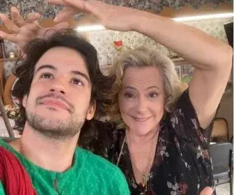 Diego Cruz e Elizabeth Savalla gravam cena de "Quanto Mais Vida Melhor"