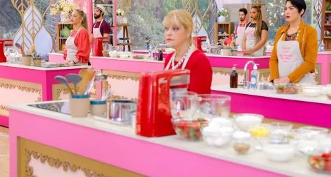 'Bake Off Brasil' traz 13 eliminados para a repescagem neste sábado (16)