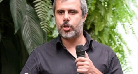 Executivo do GloboPlay tentará negociar para exibir novelas da Manchete e do SBT