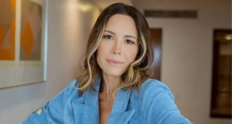 Juliana Knust comenta história de "Todas as Garotas em Mim"