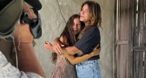 TV Globo promove encontro entre Cristiana Oliveira e Alanis Guillen