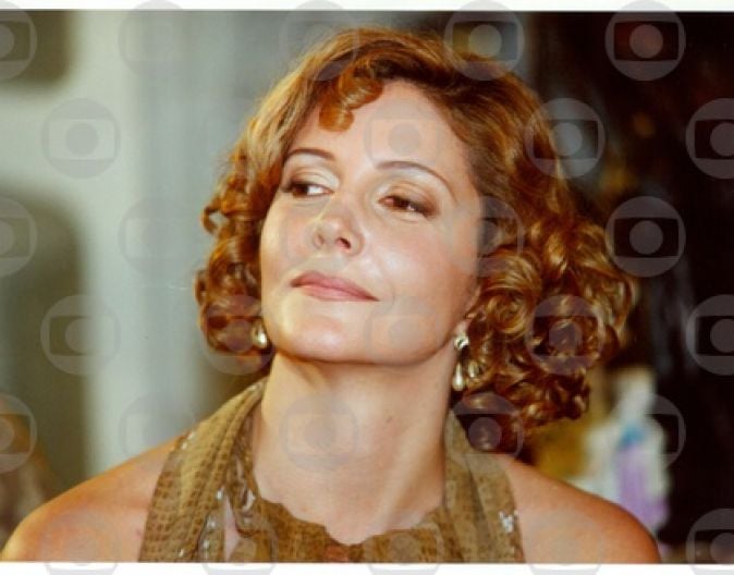 Maria Padilha relembra sucesso em "O Cravo e a Rosa"