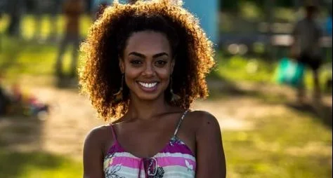 Dandara Mariana é confirmada no elenco de "Travessia"