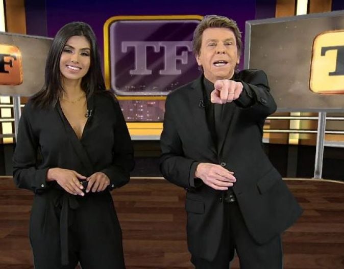 RedeTV! prepara o lançamento do novo "TV Fama" com três apresentadores