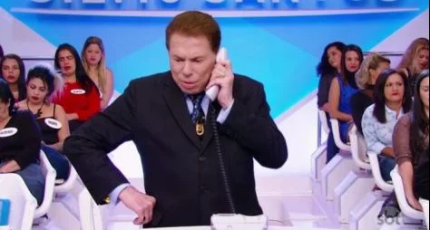 Silvio Santos manda alterar a grade de programação de domingo
