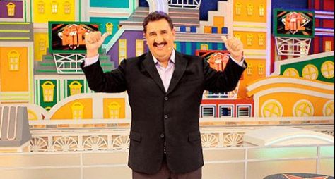 "Programa do Ratinho" vence reprise de novela e reality show da Record TV