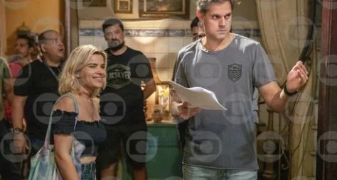 Diretor artístico de "Filhas de Eva", Leonardo Nogueira conta sobre os bastidores da série
