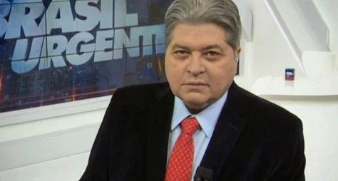 Como está o estado de saúde de Datena?