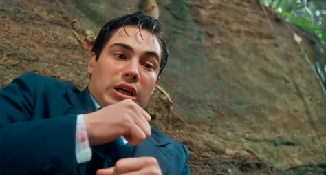 Joaquim se livra do corpo de Abel e chora em "Além da Ilusão"