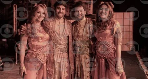 Pat e Moa viram dublês de Ana Clara e Bruno de Luca em cena de "Cara e Coragem"