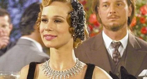 TV Globo teria definido a substituta de "O Cravo e a Rosa"