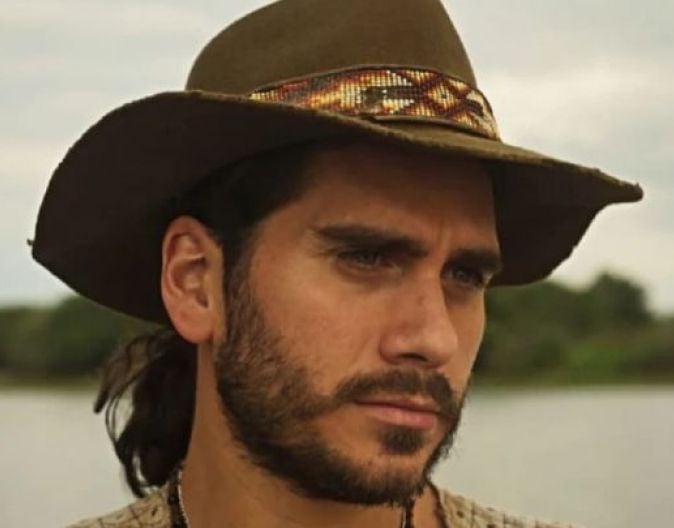 Gabriel Sater revela que não sabe final de Trindade em "Pantanal"