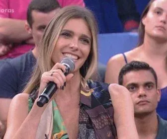 Fernanda Lima aparece em programa da Globo após anos afastada do estúdio