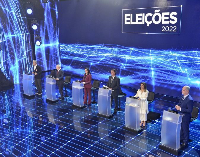 Debate na Band lidera na TV aberta e bate recordes no Youtube