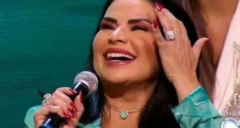 Solange Gomes ganha 250 mil reais no "Ilha Record" por votação popular 
