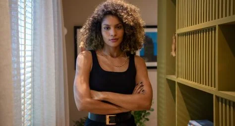 Barbara Reis fará uma mulher misteriosa em "Todas as Flores"