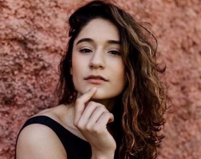 Isabela Arruda fará sua estreia na TV na série "Reis"