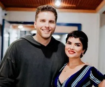 Thiago Fragoso entra em "Travessia" para fazer par com Vanessa Giácomo