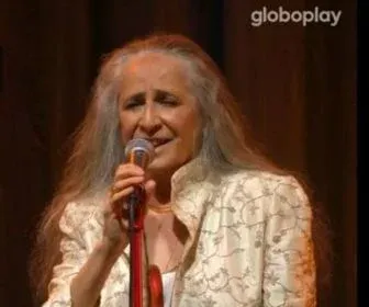Anunciada pela Globo, Maria Bethânia não grava especial de Roberto Carlos
