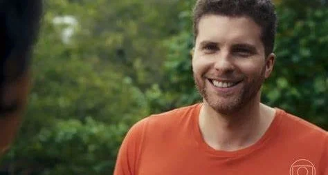 "Travessia": Segredo de Caíque é revelado