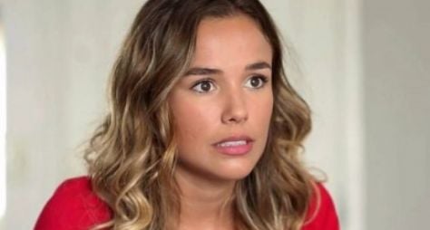 Juliane Araújo é escalada para a série "Veronika", do Globoplay