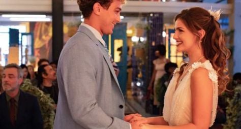 "Cara e Coragem": Andre Luiz Frambach e Vitória Bohn gravam cenas de casamento 
