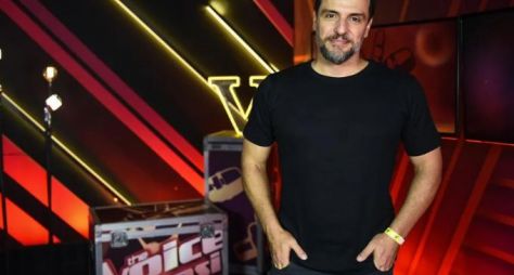 Rodrigo Lombardi deu uma 'fugidinha' de Travessia e acompanhou Final do "The Voice Brasil"