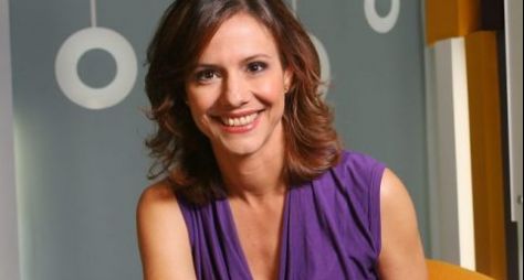 Ex-apresentadora do Domingo Espetacular, Lorena Calábria voltará ao ar em programa diário