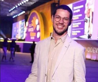 José Loreto marca presença em evento no Riocentro